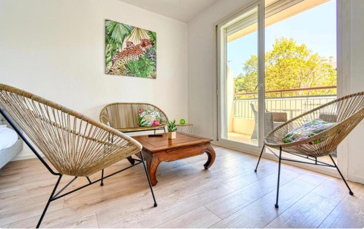 Superbe Studio Lumineux Sur Cannes Avec Terrasse ! A Quelques Minutes De La Celebre Rue D'Antibes ! מראה חיצוני תמונה